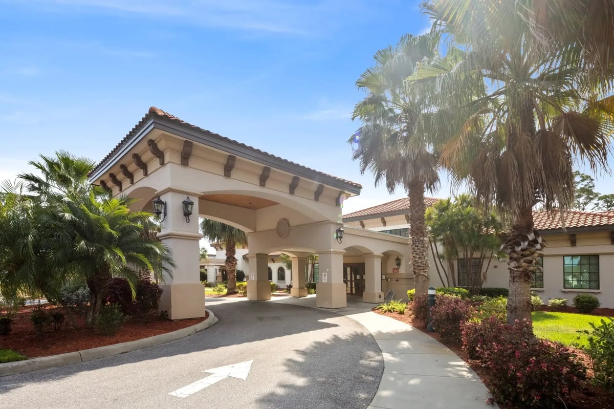 Discovery Commons South Biscayne building exterior